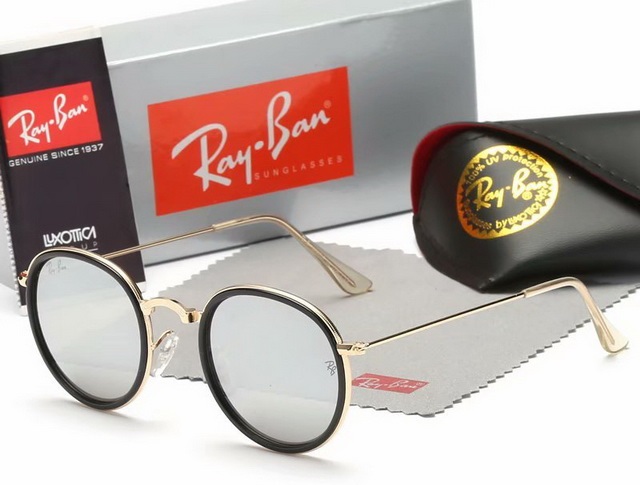 Ray Ban Boutique Sunglasses 065